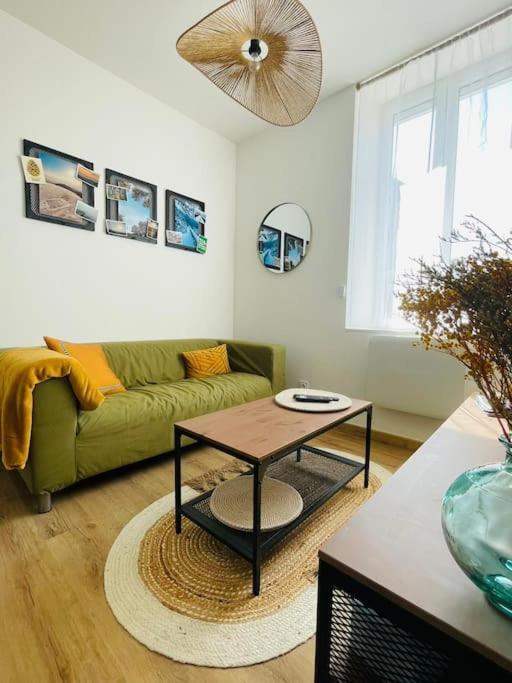 Le Repos Du Pilat Proche A 10 Min Saint Etienne Apartment Exterior photo